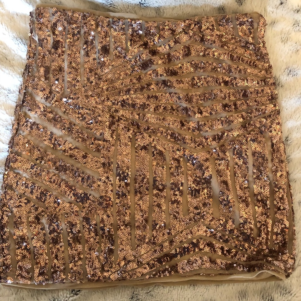 THE PERFECT NYE SEQUENCE SKIRT